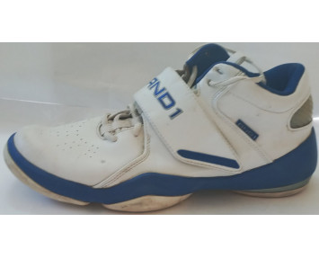 Баскетбольне взуття AND 1біло-сині б/у     
